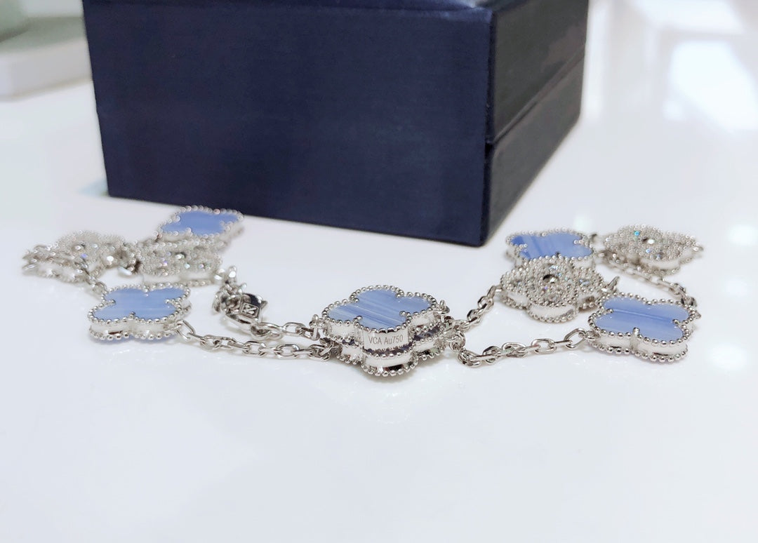 [Eterna Jewels]CLOVER 10 MOTIFS CHALCEDONY DIAMONDS SILVER NECKLACE