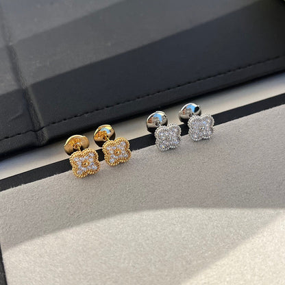 [Eterna Jewels]CLOVER MINI DIAMOND STUD EARRINGS